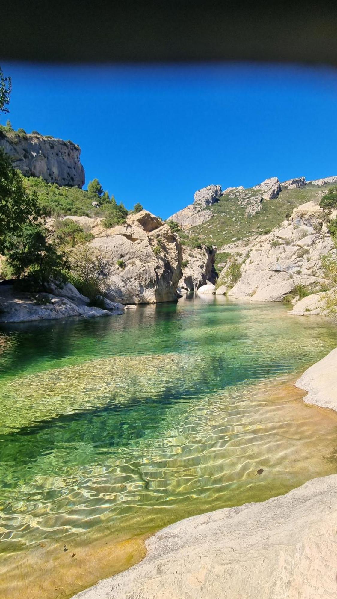 Gite De La Confluence Padern Esterno foto